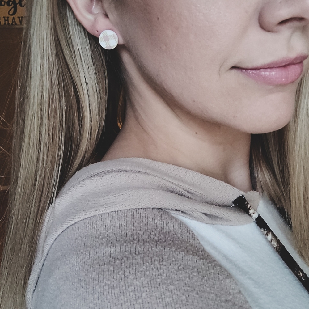 Handmade Polymer clay studs - Picture 3 of 5